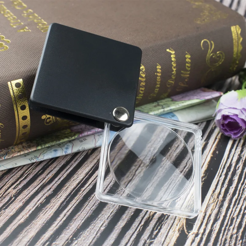 5X Mini Pocket Magnifier Square Plastic Foldable Handheld Portable Loupe for Reading Elderly Travel Map Hot Sale