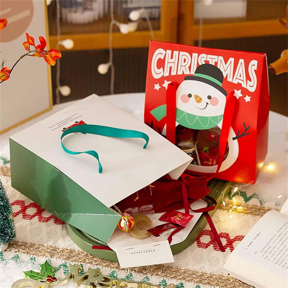 

Christmas Paper Handbag High Quality Paper Box With Handle Party Decor Bag Eye-Catching Red Green Santa Window Box For Gift