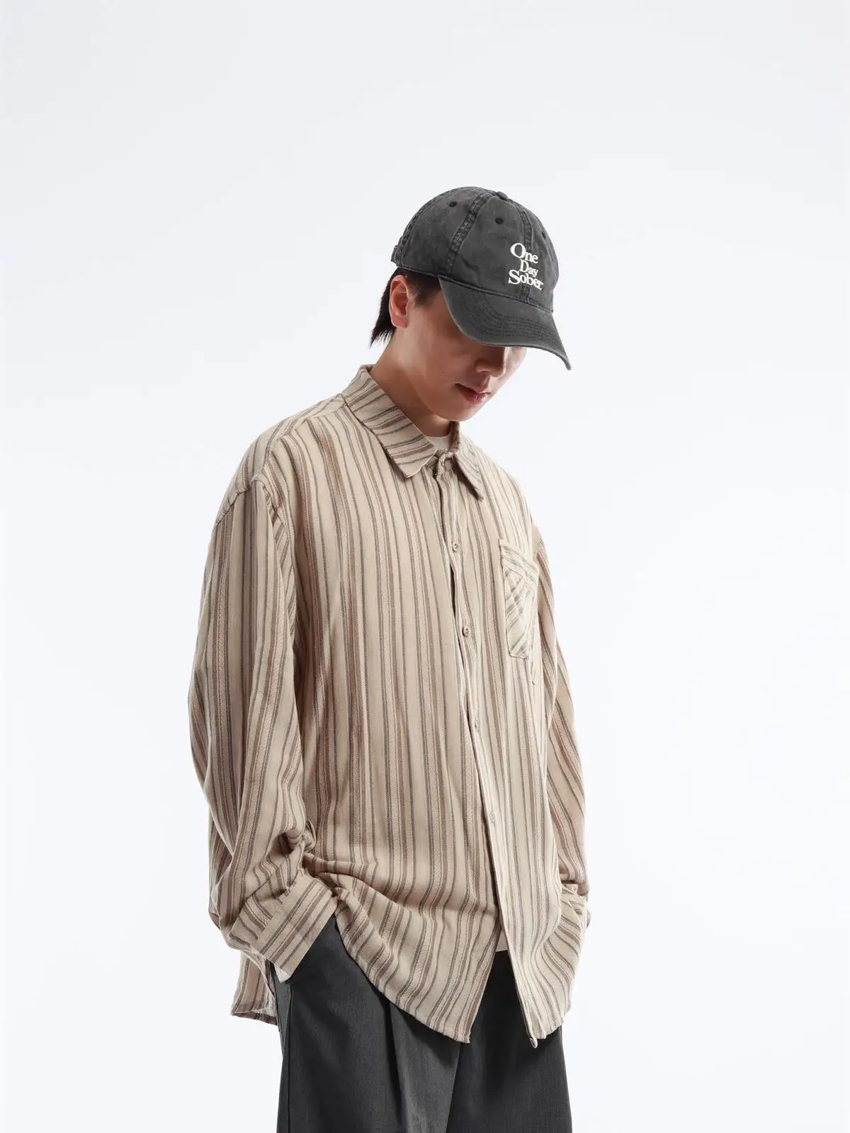 Retro Striped Men's Casual Loose Long Sleeve Shirt Autumn 2026 Breathable Moisture Wicking Open Cardigan Style Cotton Blend