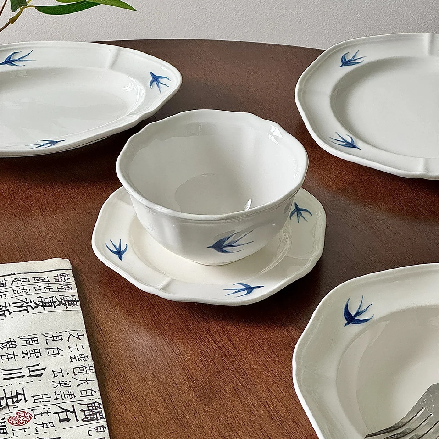 New Chinese Style Relieve Birds Return Flying White Simple Ceramic Dining Dish Breakfast Plate Oval High Aesthetic Value