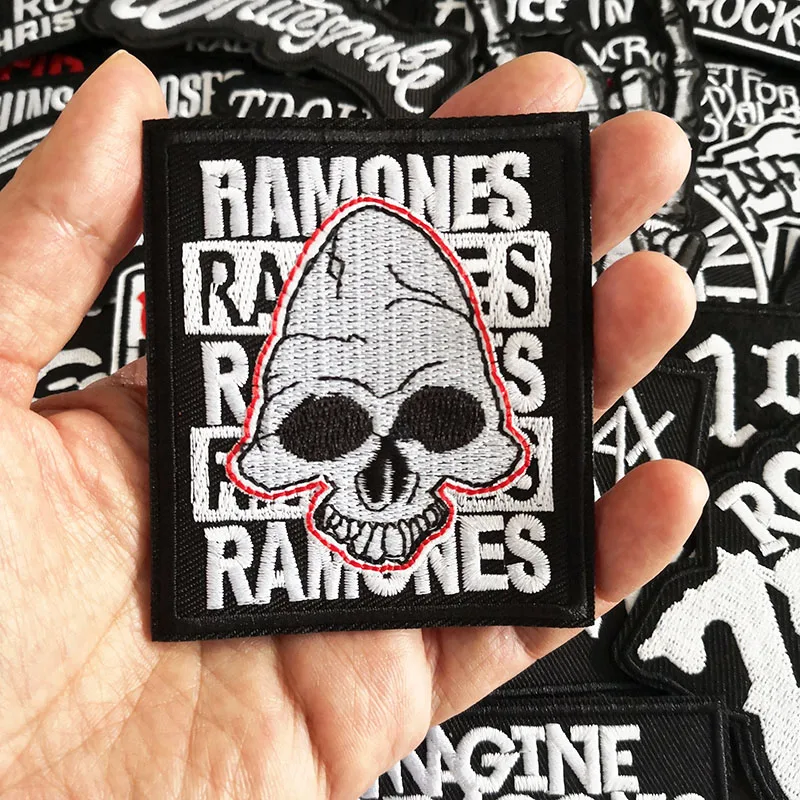 50pcs/lot Rock Band Music Patches Iron on for Clothing Punk Badges Appliques Stripes Jacket Jeans DIY Embroidery Stickers