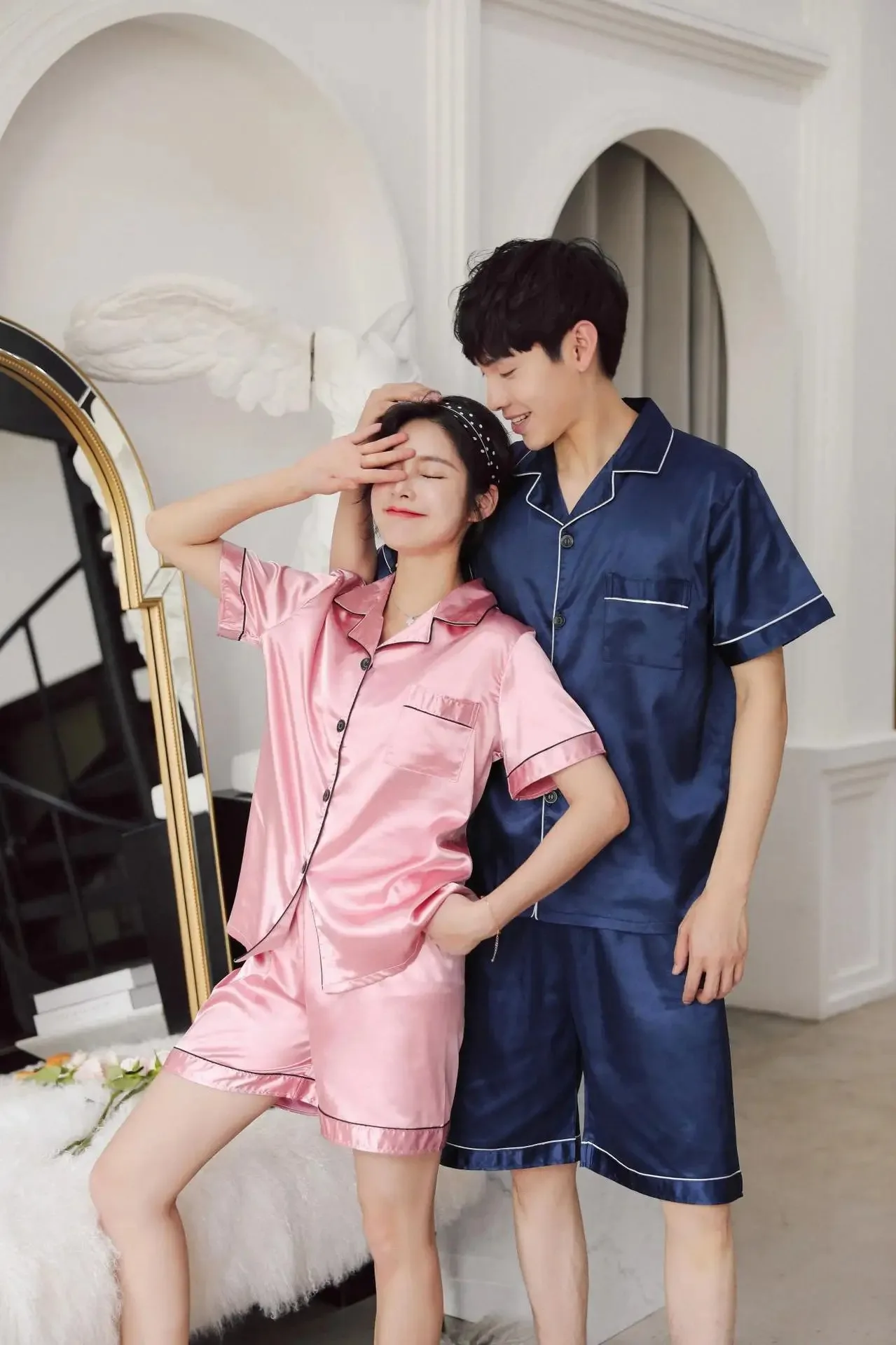 Einfarbig Nachtwäsche Seide Satin Pyjamas Paar Set Kurzen ärmeln Pyjamas Anzug Pijama Frauen Männer Loungewear Plus Größe Pj set – Detail 3