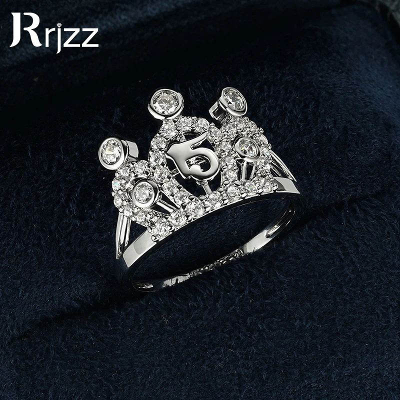 Rrjzz Sparkling Princess Queen Crown Rings for Girls Eternity Zircon 14K Gold-Plated Tiara Ring for Quinceañera Birthday Gift