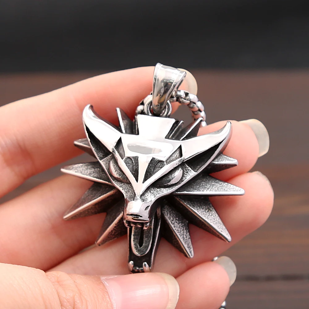 Fashion Vintage Viking Wolf Head Pendant Necklace Mens Punk Biker Stainless Steel Geralt of Rivia Slavic Necklaces Charm Jewelry