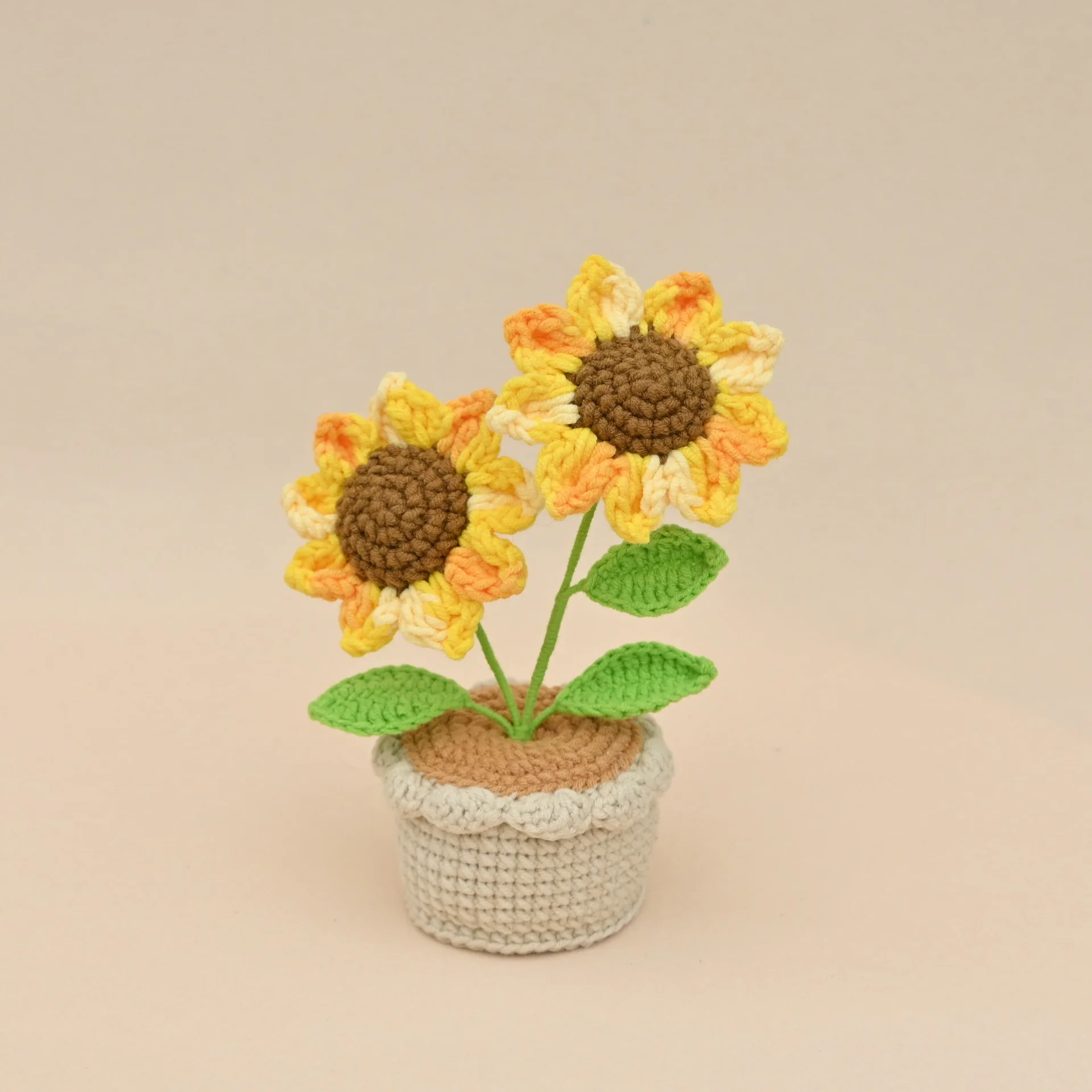 Fertig handgewebte kreative Erdbeer-Häkel-Sonnenblume im Topf, gestrickte Pflanzen, Schreibtisch-Bücherregal-Deko-Geschenk – Detail 4