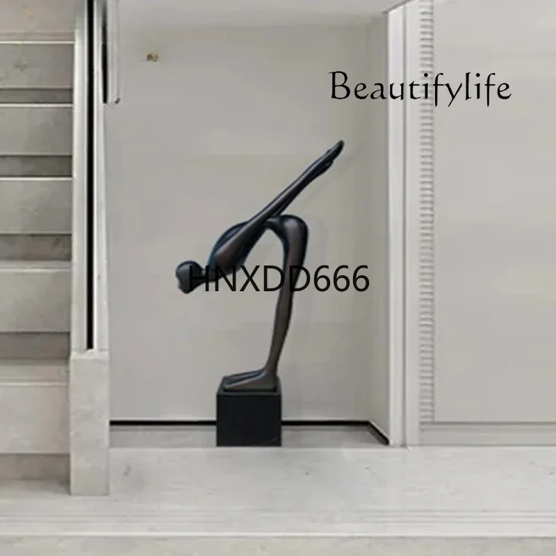 Abstract figure floor-to-ceiling sculpture Modern light luxury model room Living room TV cabinet Artwork ornaments