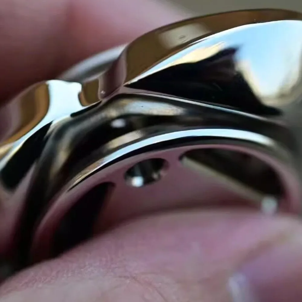 T-MAX EDC Herring Tungsten Polished Tri-Leaf Mechanical Metal Fingertip Push Card Decompression Toy