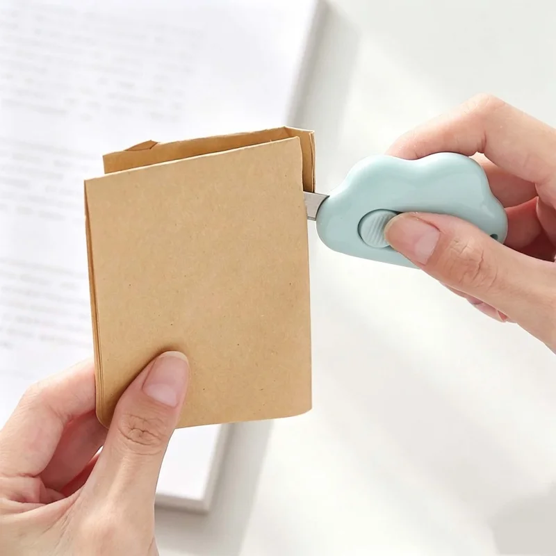 Mini Pocket Utility Knife,Refillable Blade Box Cutter,Portable Cloud Craft Paper Cutter for Wrapping,DIY Art Stationery Supplies