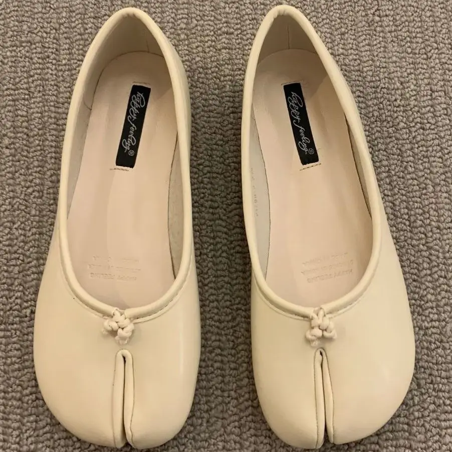 Summer New Hot 2025 Slippers Cross Buckle Strap Outdoor Beach Sandals Soft Bottom Non-slip Lightweight Shoes