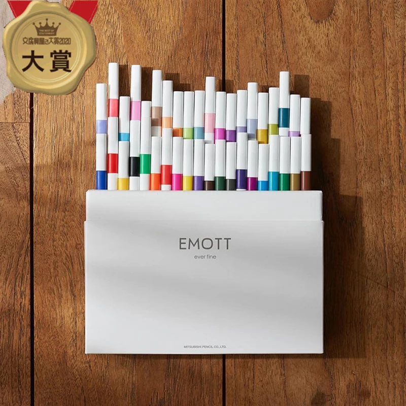Imagem -02 - Japão Uni Emott Resistente à Água Cor Manual Notebook Pen Conjunto Água Cor Pen Fibra Gancho Pen 40 Cores Pem-sy Student Supplies