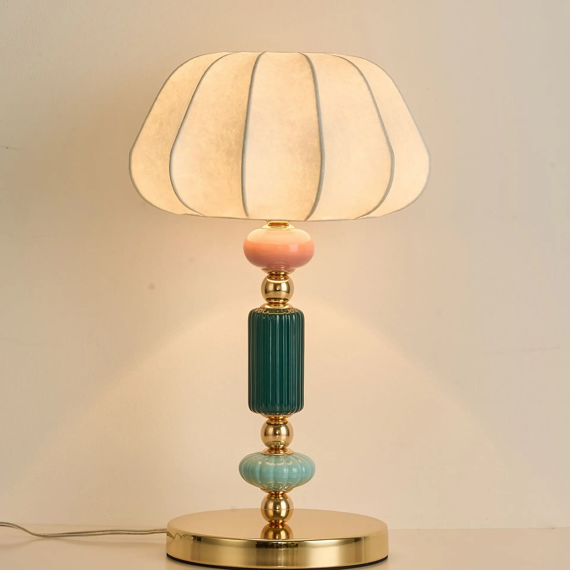 Modern Simple Light Luxury Danish Bedroom Ceramic Bedside Lamp Premium Atmosphere Desk Lamp