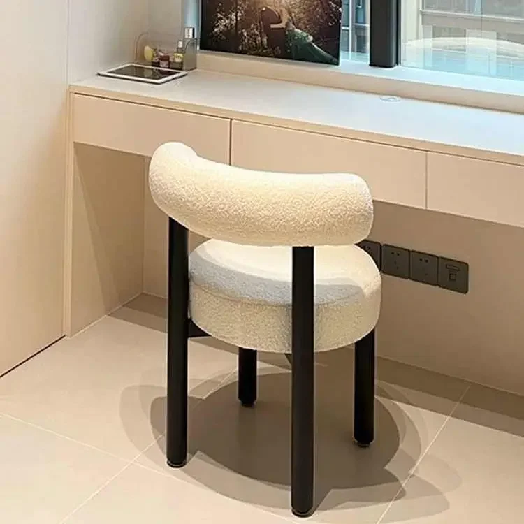 Luxury Dressing Chair Makeup Stools  Household French Modern Backrest Simple Designer Nail Dresser Stool Living Room Furniture