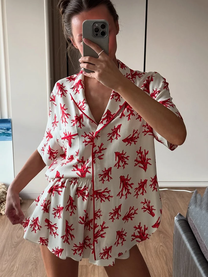 Marthaqiqi Printing Ladies Nightwear Set Sexy Turn-Down Collar Pajamas Short Sleeve Nightgowns Shorts Casual Female Home Clothes