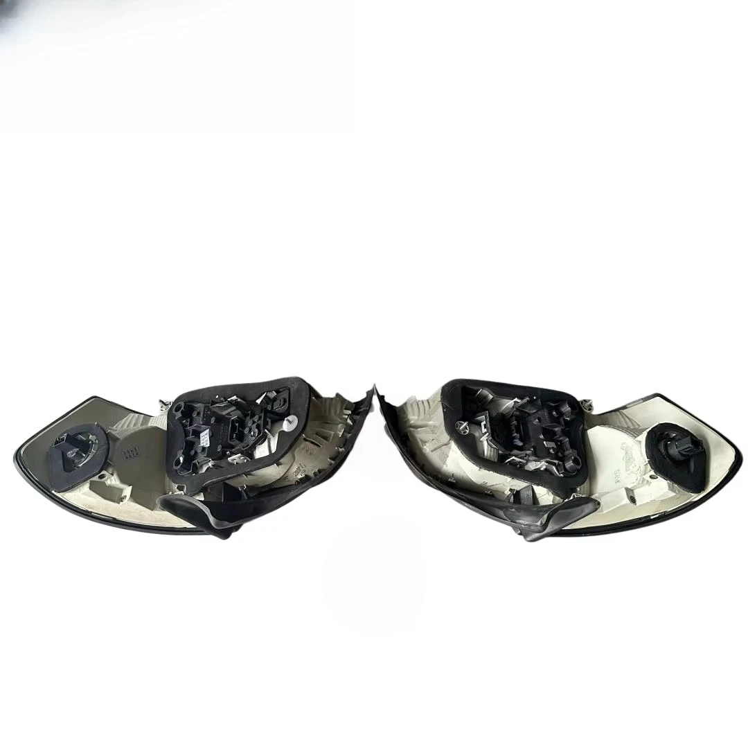 hot Venom Style Clear Lens LED Tail Light Assembly for 1 Series E82 E88 Coupe 2010-2020 Modified Rear Taillamp