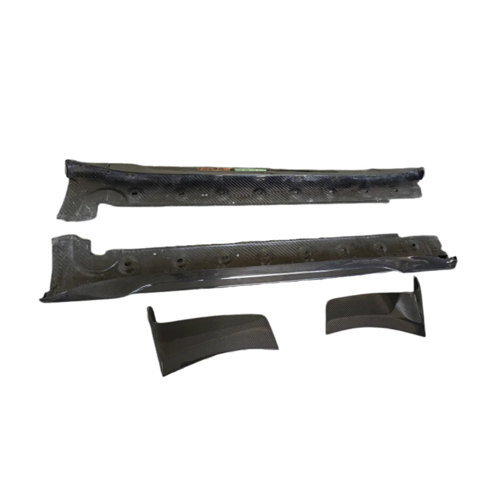 

Для Porsche 992 GT3RS стильный комплект боковой юбки из сухого углеродного волокна