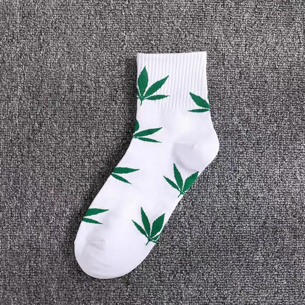 5 Pairs Maple Leaf Mid Socks Fashionable Trend Original Color Style Women\'s Breathable Spring Autumn High-quality Ankle Socks