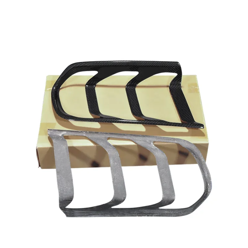 

For Ford Mustang Real Dry Carbon Fiber ear Taillight Cover Frame Shell Decorative exterior modification 2014-2017 Accessories