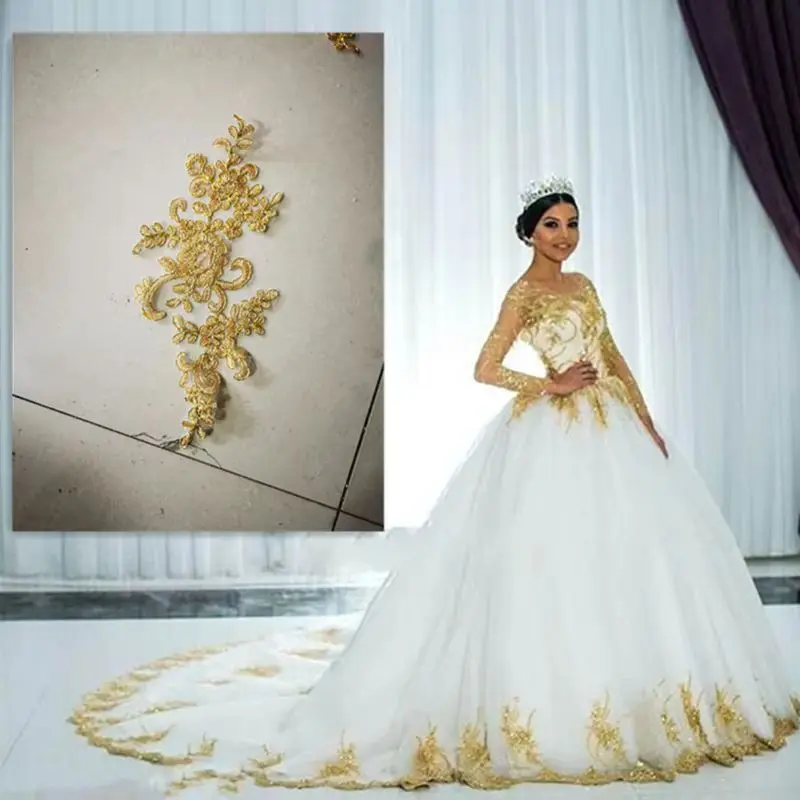 Long Sleeves White And Gold Wedding Dress 2025 Golden Lace Appliques Retro Long Bridal Gown Vestidos De Novia Customized