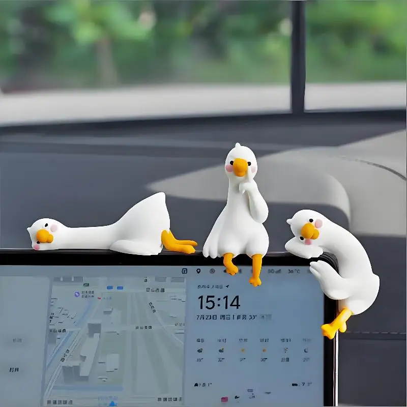 Cute 3D Duck Figurine Mini Resin Duck Ornament Playful Resin Animal Decor For Desk Car Dashboard TV Monitor Gift Idea