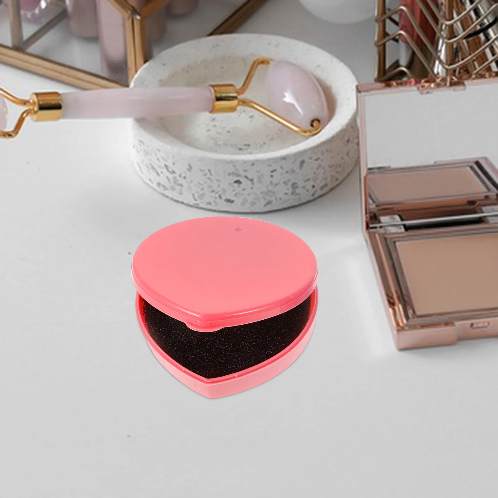3Pcs Makeup Brush Cleaning Box Sponge Dry Wet Cleaner Compact Portable Heart Shaped Brush Cleaner Case for Quick