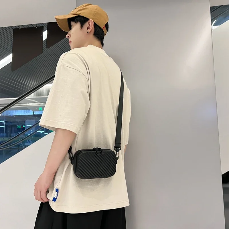 VC-Bolso de hombro a rayas diagonales para hombre, bolsa de mensajero de cuero PU suave, con carcasa prensada, Ligera y sencilla, Unisex