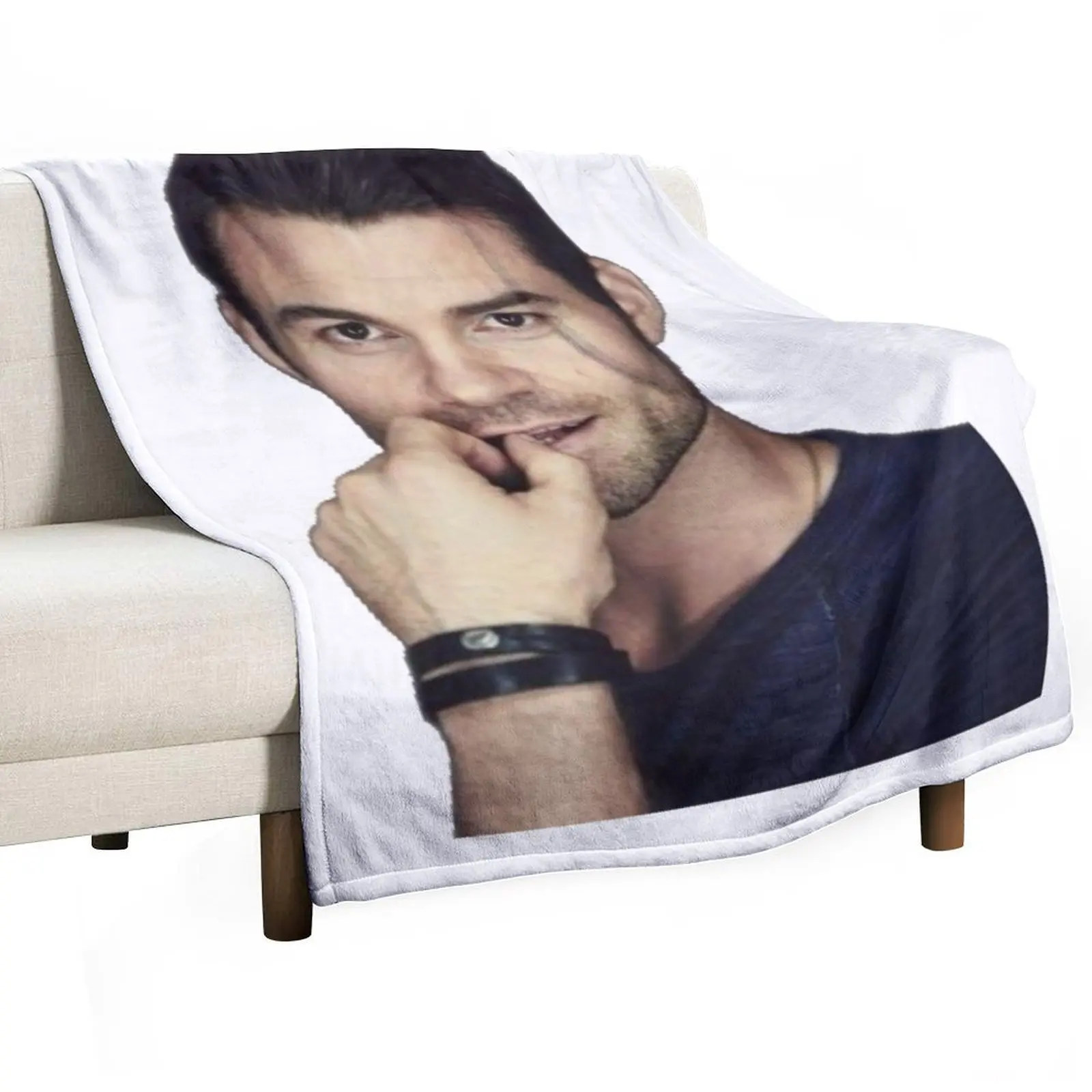 Daniel Gillies Elijah Mikaelson Throw Blanket Flannel Sleeping Bag Blankets