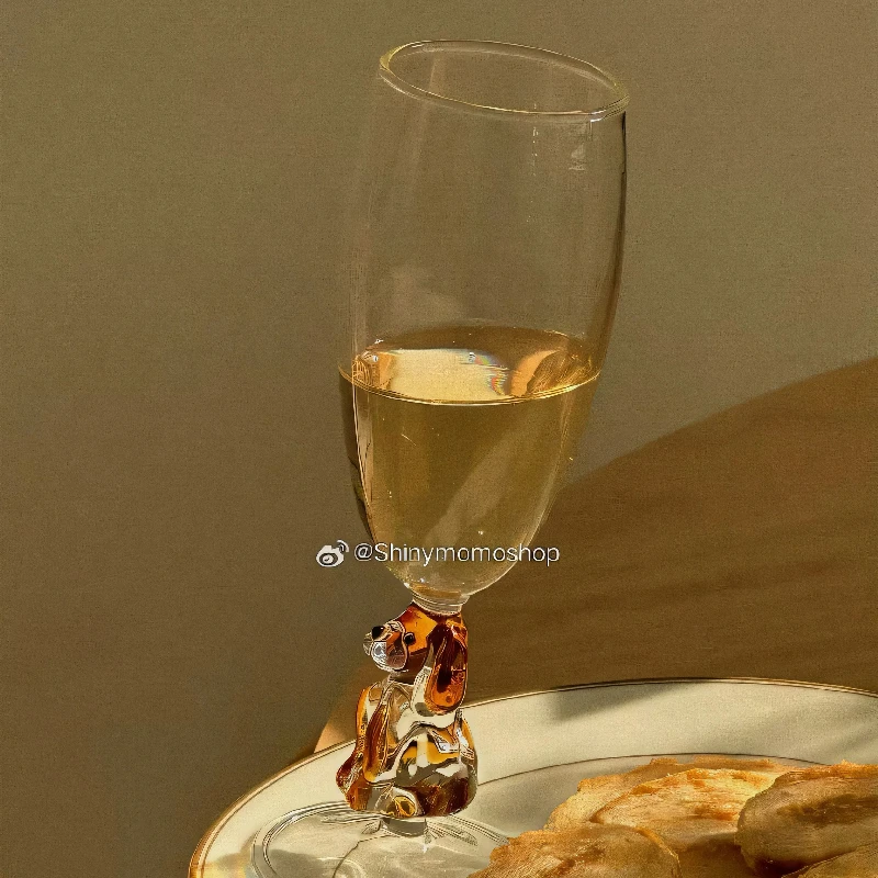 

Adorable Lucky Dog Design Wine Glass, Cute Cartoon Champagne Flute for Beverages, Fun & Unique Gift for Pet Lovers