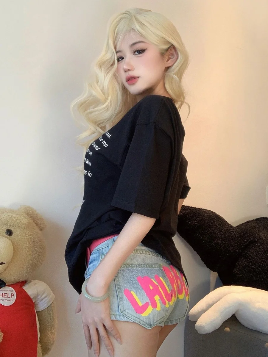 Women\'s Denim Shorts Streetwear Y2k Mini Short Pants Harajuku Vintage 90s Aesthetic High Waist Shorts Jeans 2000s Trashy Clothes