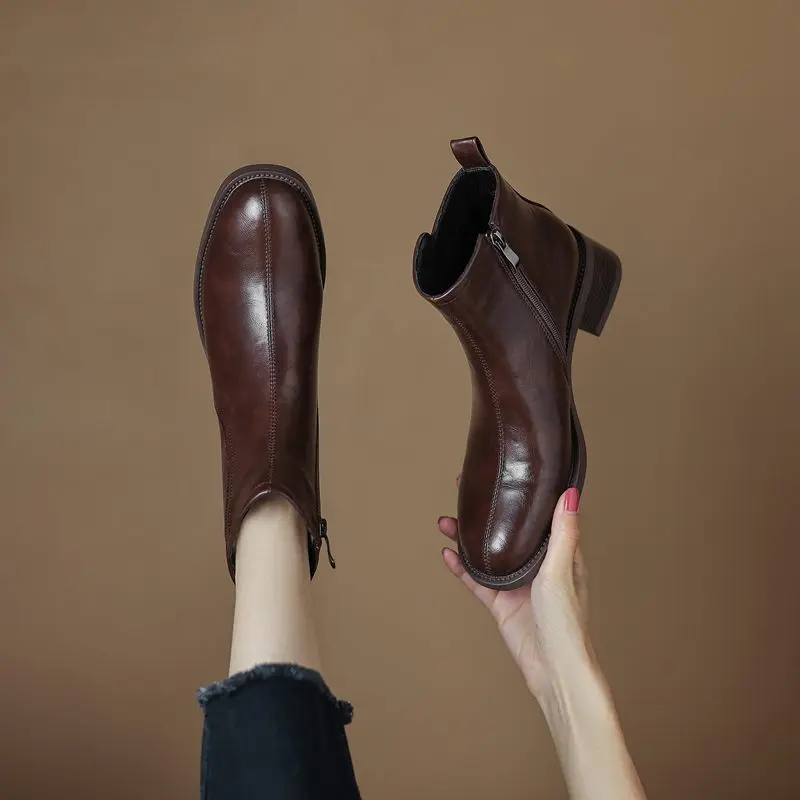 

SIMLOVEYO женские ботильоны с круглым носком на блочном каблуке 4,5 см, классические винтажные повседневные ботинки для отдыха, большие размеры 41-43