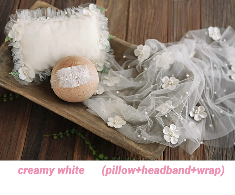 Variant: creamy white set