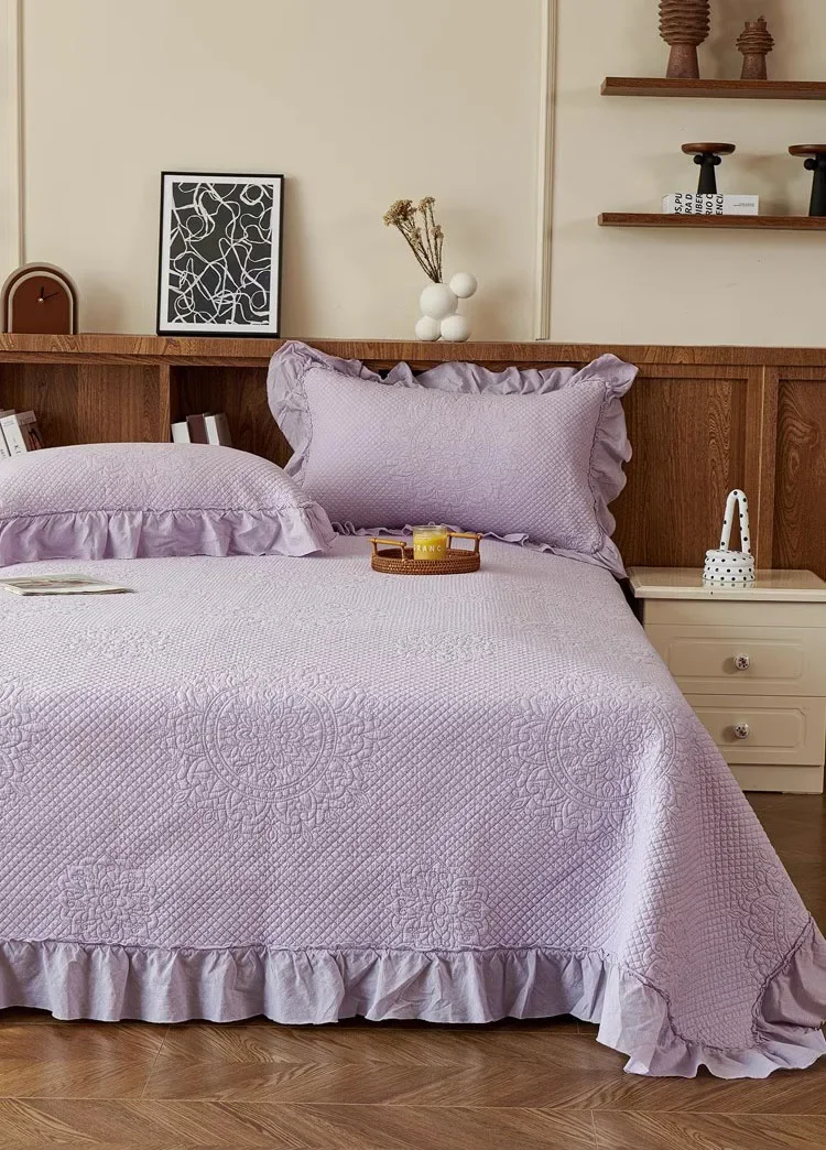 Luxury Cotton Queen Quilt Set 3-Piece Bedspread on the Bed Lightweight Embroidered Ruffle Quilted Coverlet Blanket for Bed