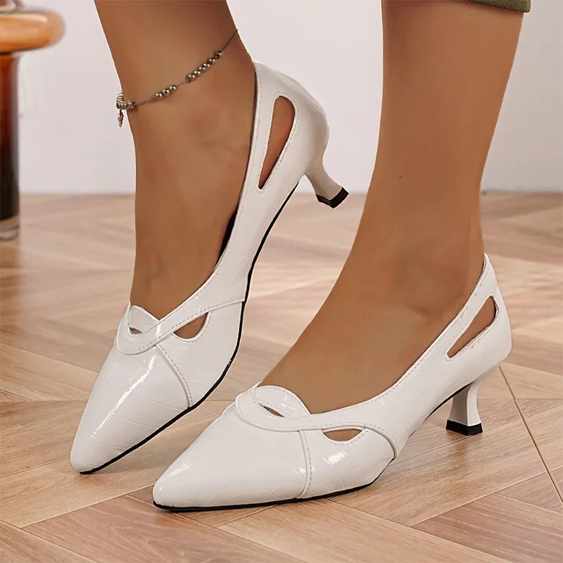 Lackleder-High-Heels-Pumps für Damen, 2025, Herbst, Übergröße, spitze Zehen-Pumps, klassische Büroschuhe mit dünnen Absätzen für Damen