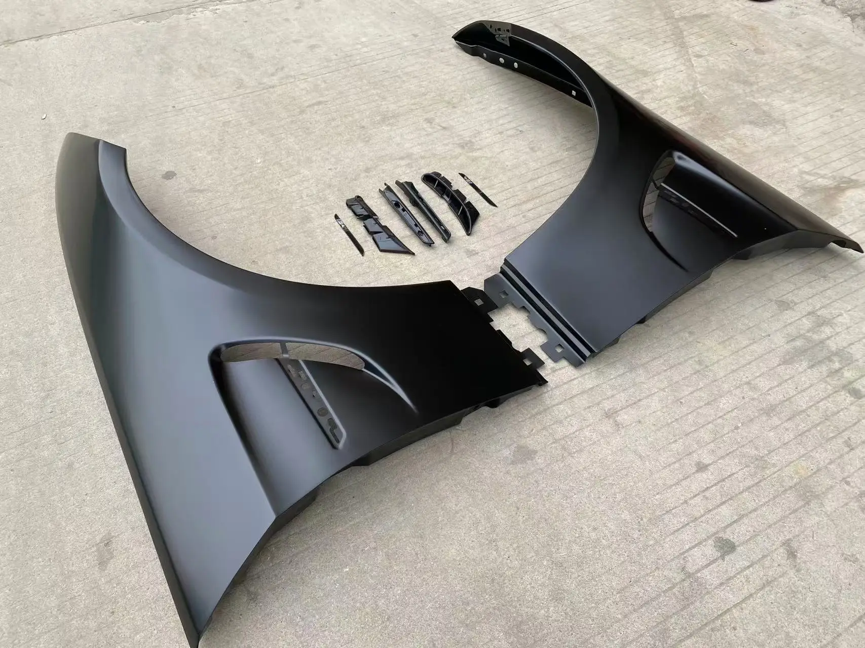 حاجز جديد عالي الجودة لـ E92 Lci M4 #4