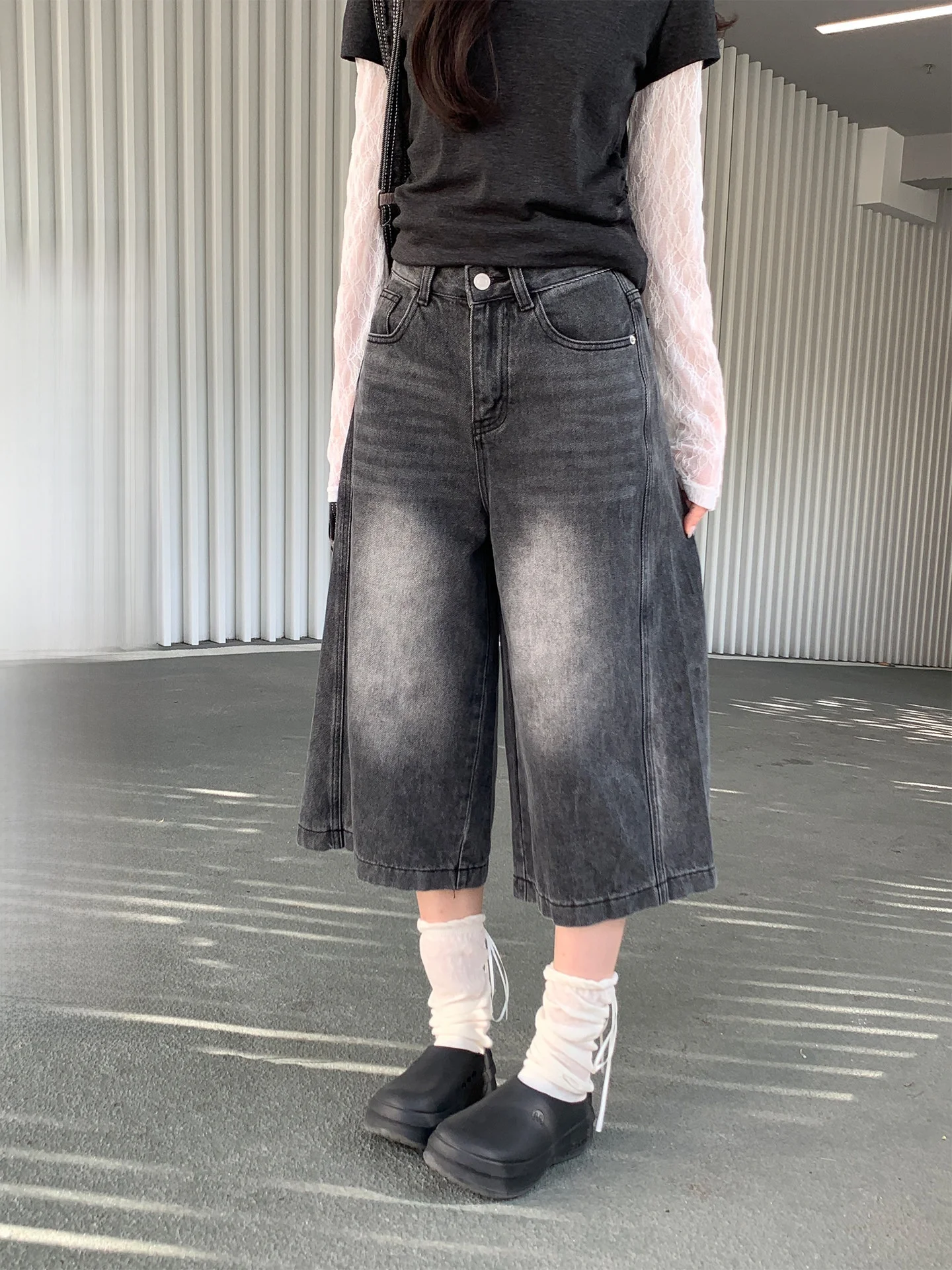 

Holli Korean Sle Zipper Straight Leg Slimming Waed Design Seven-Foot Women's Jeans Spring 2026 New Arrival