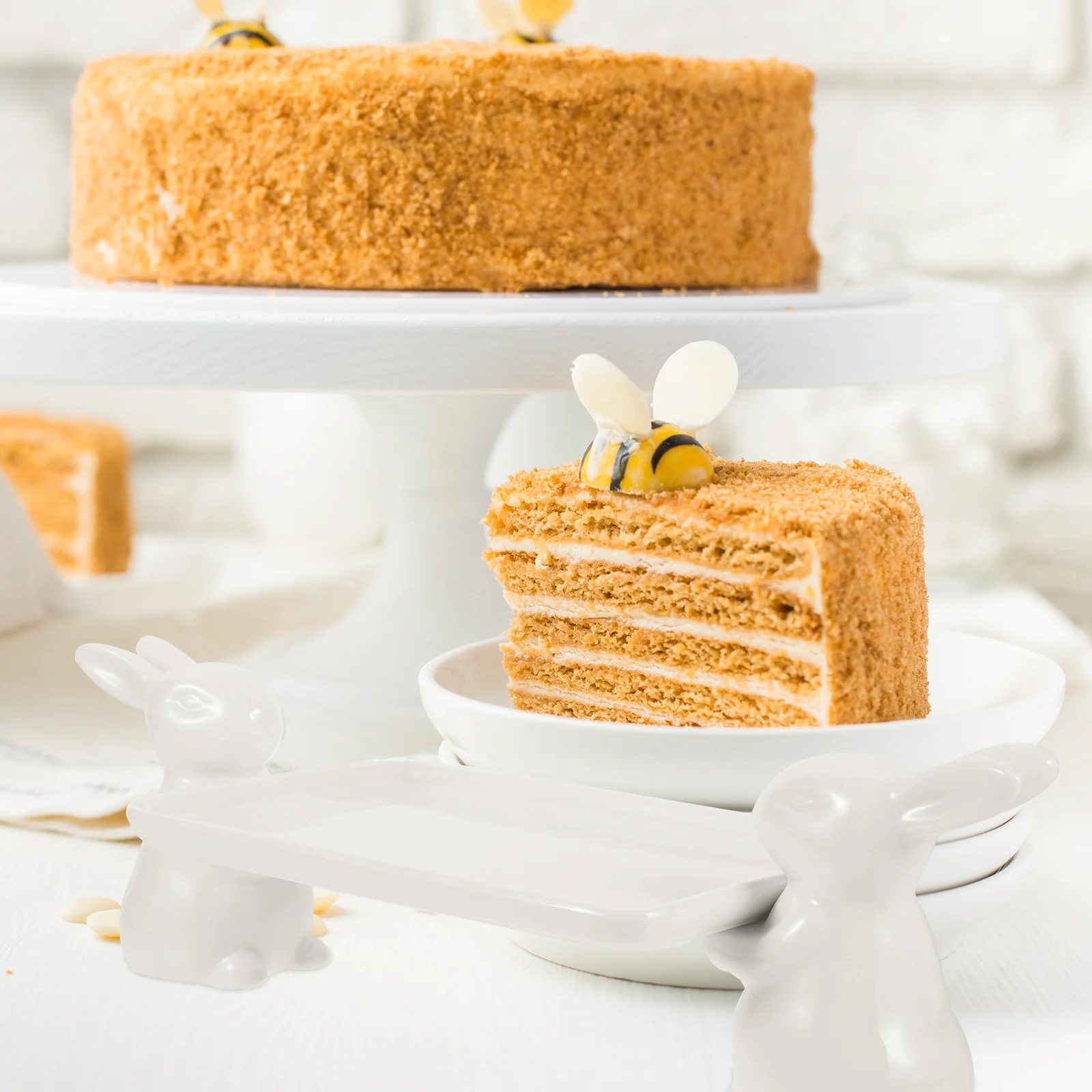 

Food Tray Ceramic Bunny Decoration Snack Tray Fruit Candy Dessert Serving Plate Serving Plate Appetizer Plates