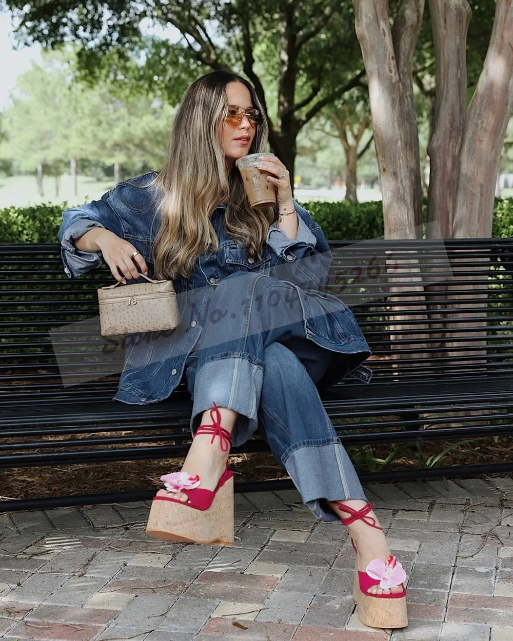 النساء السماء عالية الفلين منصة ثلاثية الأبعاد زهرة الصنادل نمط خشبي إسفين كعب الوردي الأزهار زهر فستان مضخات الدانتيل متابعة حذاء أحمر