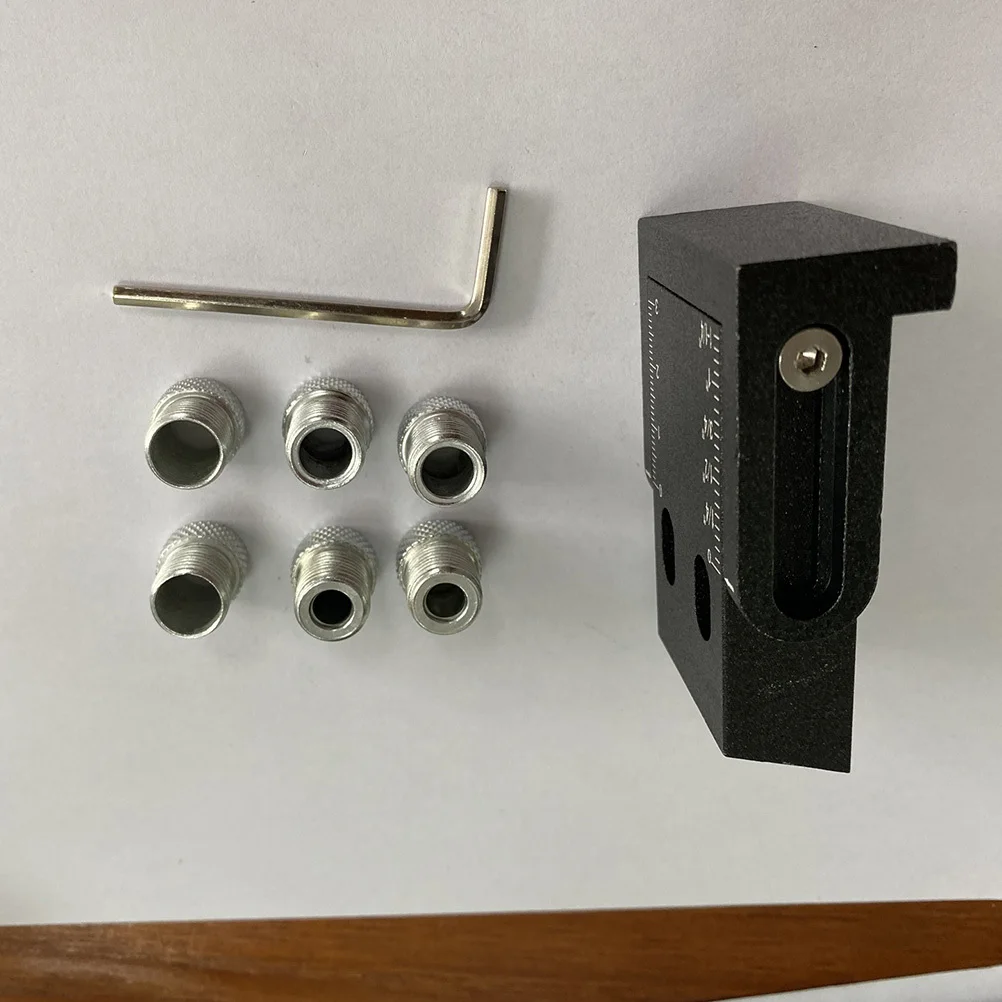 

1 комплект направляющих для дюбелей по дереву, алюминиевое сверло, позиционер, шаблон, инструмент для точного сверления, деревообрабатывающий набор, направляющая втулка для сверла