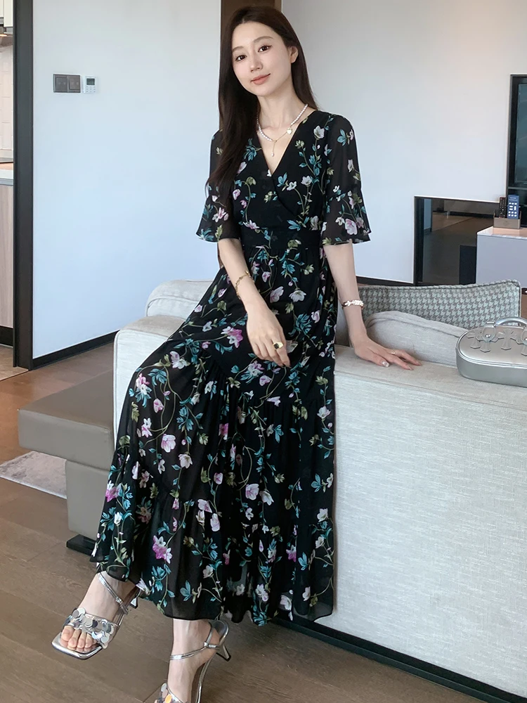 plus Size Women's Dr Slimming Floral Chiffon Summer New Long Skirt V-Ne ort Sve Belly Cover Commute Sle Polyester...