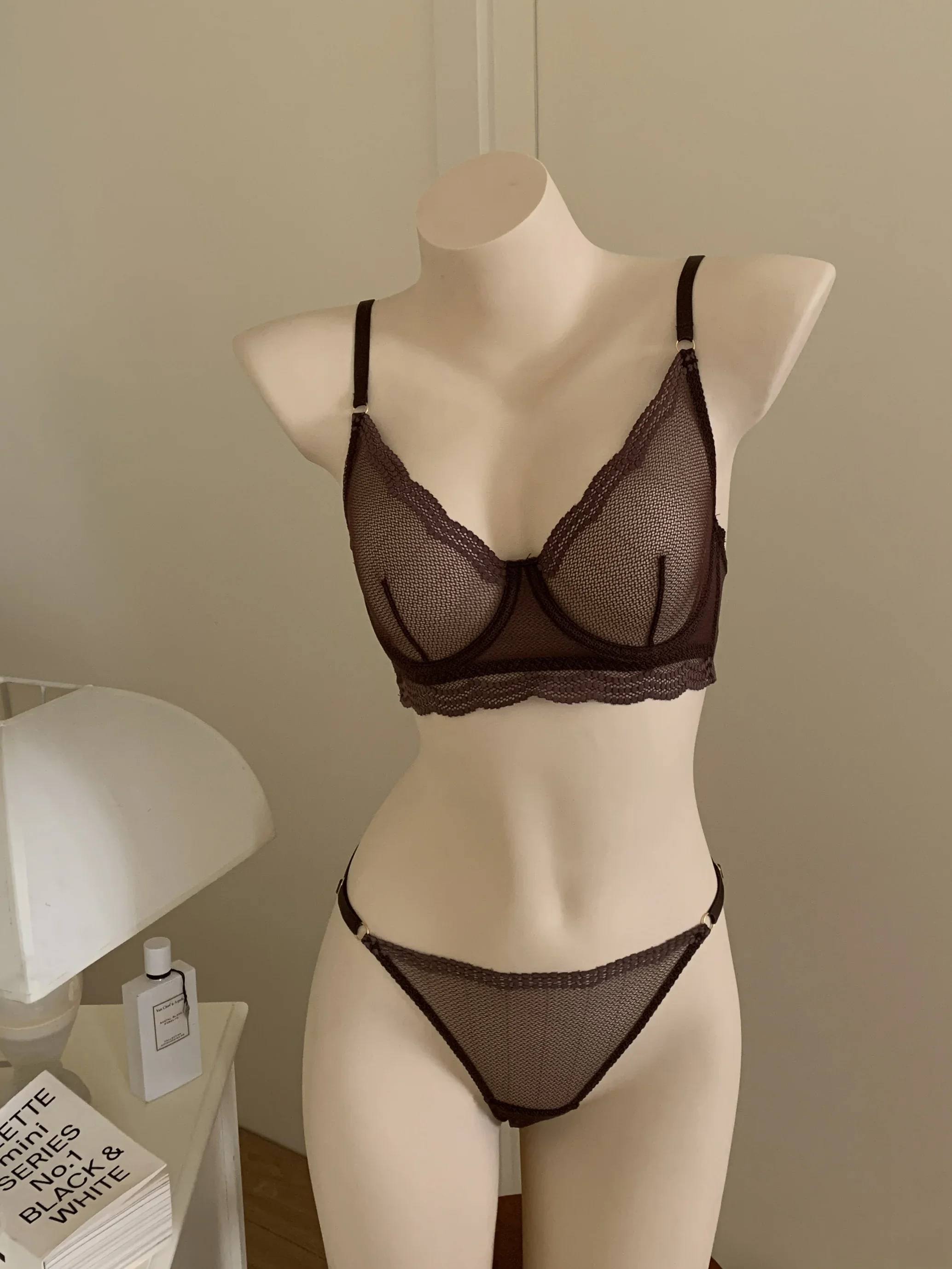 lace-spicy-girl-lingerie-female-large-breasts-show-small-collect-side-breasts-bras-ultra-thin-sexy-see-through-push-up-bra-set