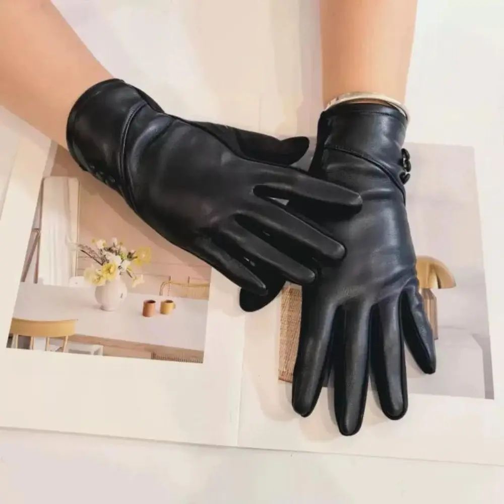 

Vintage Solid Color Full Finger Mittens Button Thickened Women Leather Gloves Keep Warm Windproof Touch Screen Gloves Driving