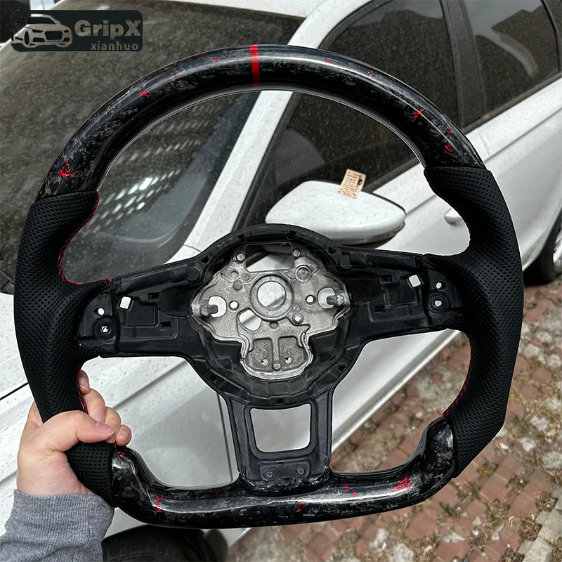 Suitable for Volkswagen Golf 7 MK7 MK7.5 GTI Scirocco Polo, forged carbon fiber steering wheel leather perforated, can be equipp