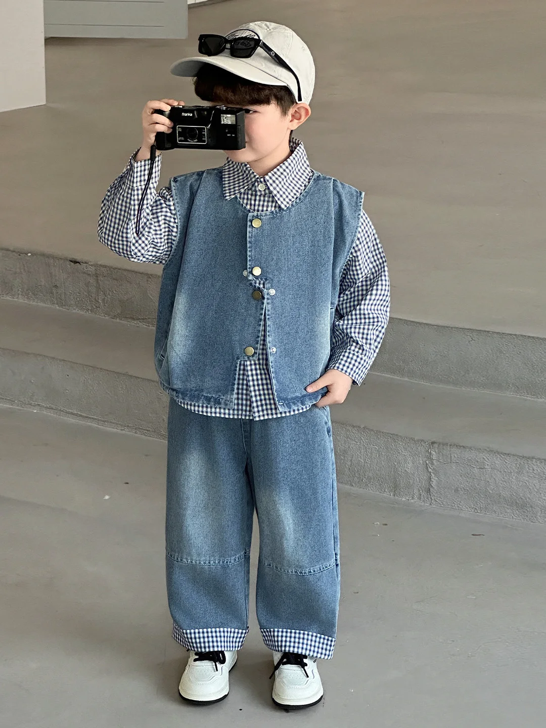 

Spring Casual Denim Set for Boys 3-Piece Vest Pants Long Sve Cotton Blend Kids Faion Korean Sle Spring Collection