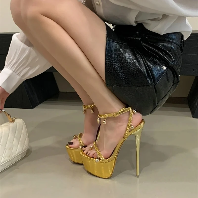 الفاخرة القلب جرس المعلقات تصميم الصنادل النساء سلسلة جديدة الكاحل حزام سوبر عالية الكعب الذهب صنادل أرضية مثير القطب حذاء الرقص #4