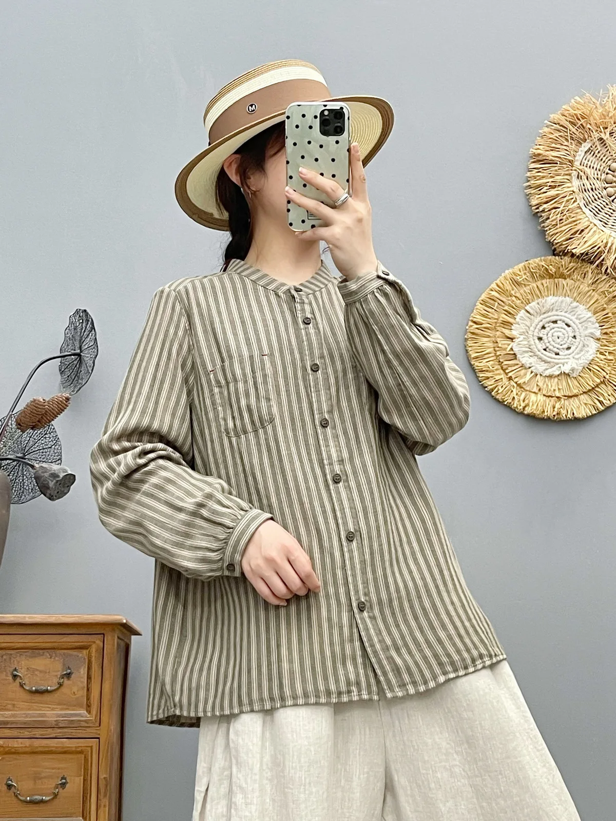 جديد 2025 الخريف غزل القطن قميص طويل الأكمام ، المرأة الوقوف جيب مخطط ، موري فتاة موضة بلوزة فضفاضة غير رسمية T59918CC