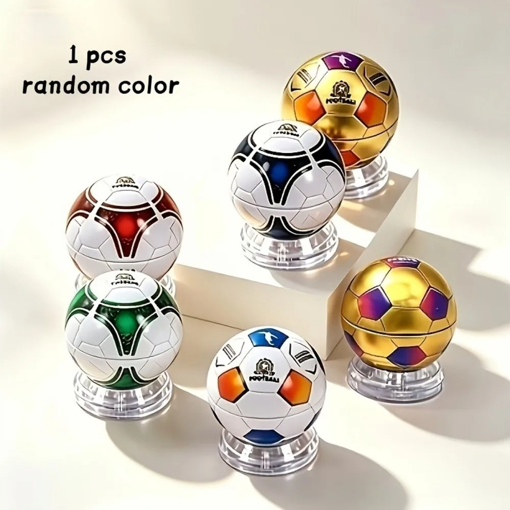 3-Hole Design Manual Pencil Sharpener Multi-Size Pencils Adjustable Holes Pencil Sharpener with Cover Portable Random Color