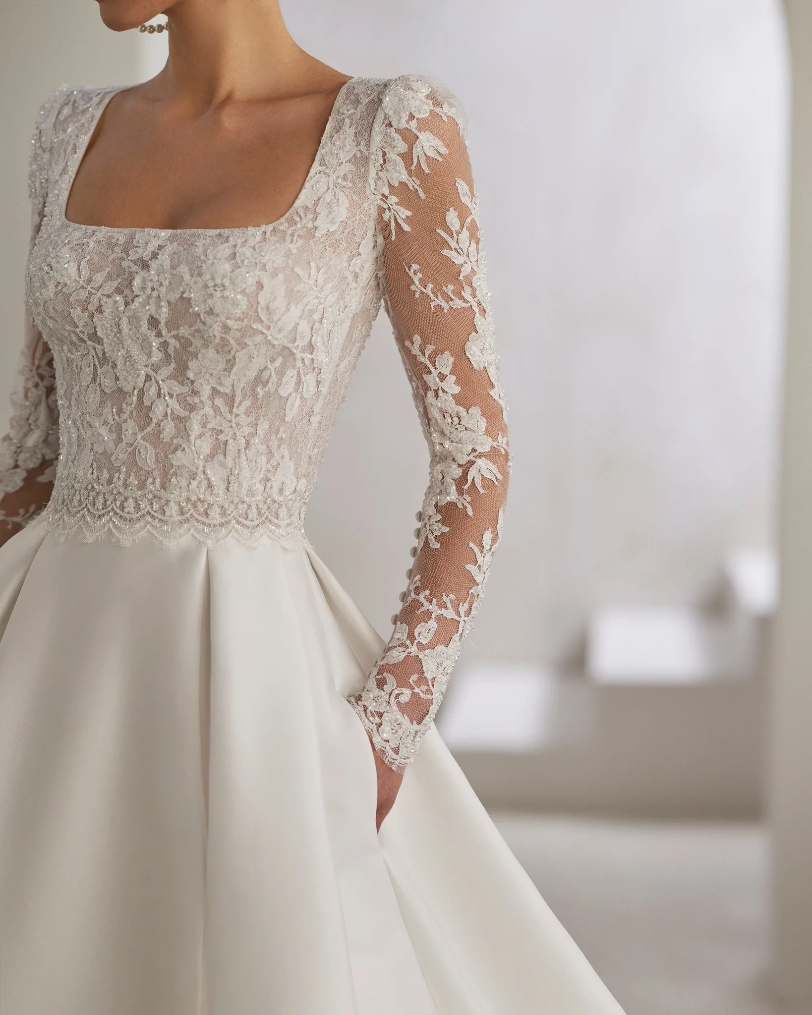 Robe de Mariée en Dentelle Vintage sur Mesure, Tenue de Bal Simple, Cetim, 2025