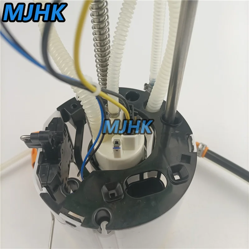 8E 0919051 CN 228235039006 Z FG0983 SP5020M E8763M يصلح لأودي A4 B7 1.8T 2.0 3.0 مجموعة مضخة وقود السيارة