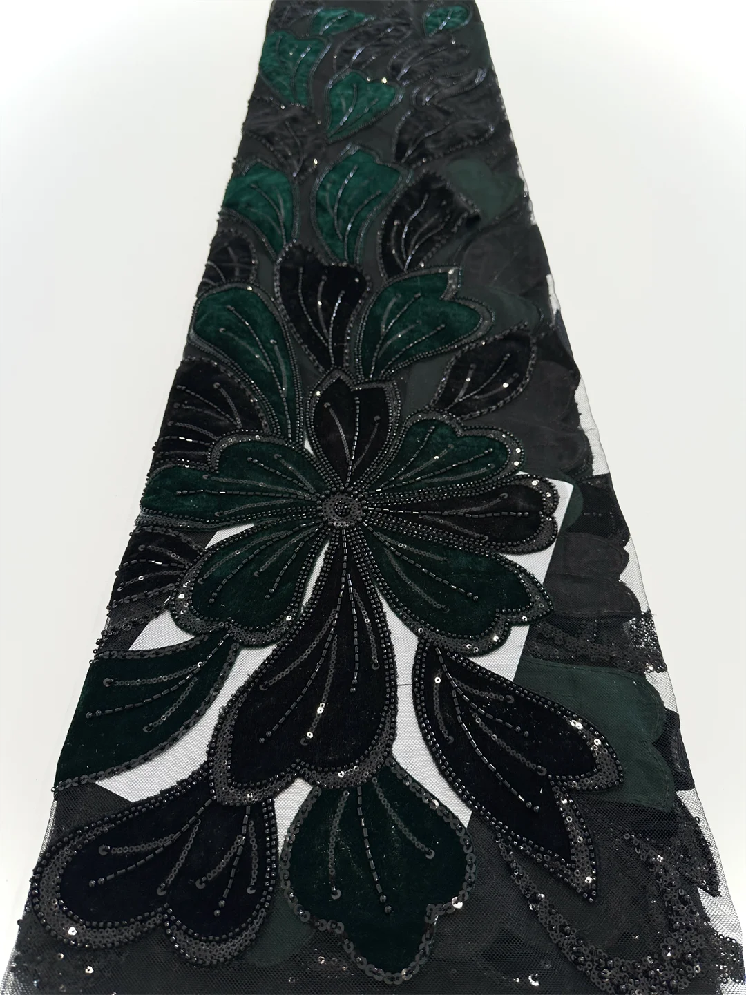 2025, hochwertige afrikanische grüne bestickte Spitzenstoffe, Perlen, französischer Mesh-Netzstoff, Pailletten, Tüllspitze für Hochzeitskleid