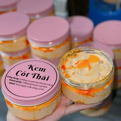 Kem Body Cốt Thái Rỉ Dầu Vàng Nắp Hồng 200gram Trắng Mịn da , chống lão hóa , dưỡng ẩm da