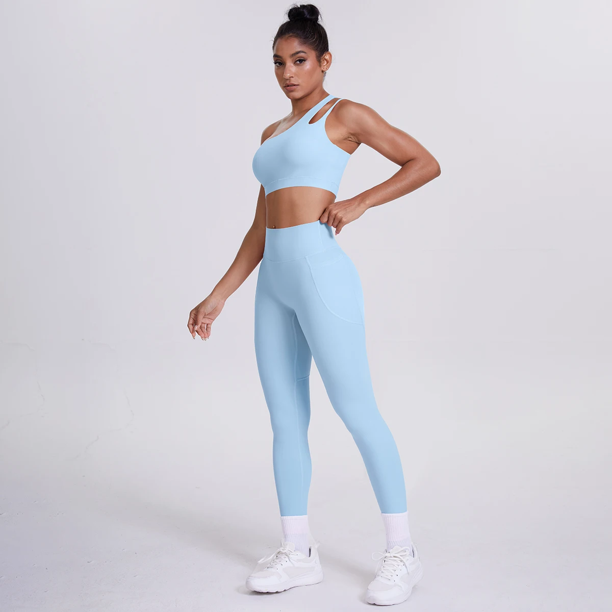 Conjunto de sutiã de ombro inclinado de cor sólida e calças de yoga para mulher legging de secagem rápida fitness esportes ginásio yoga conjunto